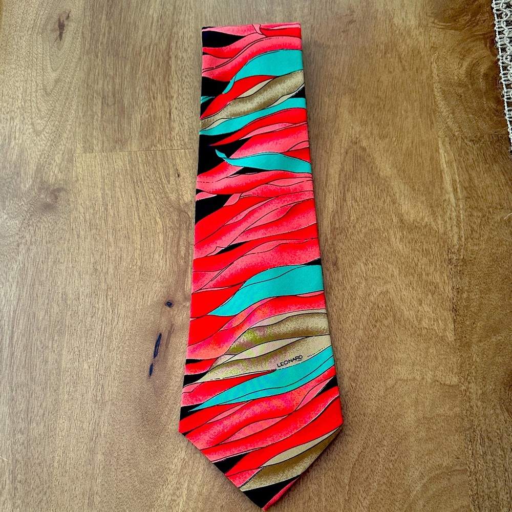 Vintage Leonard Paris Silk Tie